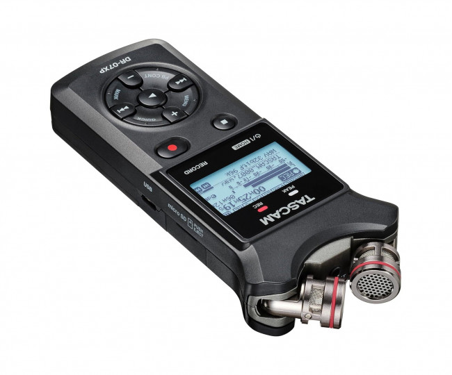 Портативний цифровий аудіорекордер Tascam DR-07XP